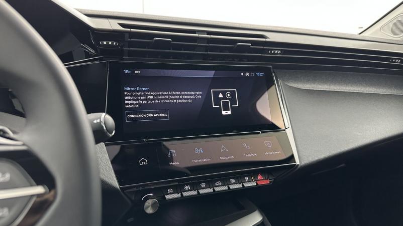 Vente en ligne Peugeot 308 308 1.2 Hybrid 145ch Allure e-DCS6 au prix de 29 000 €