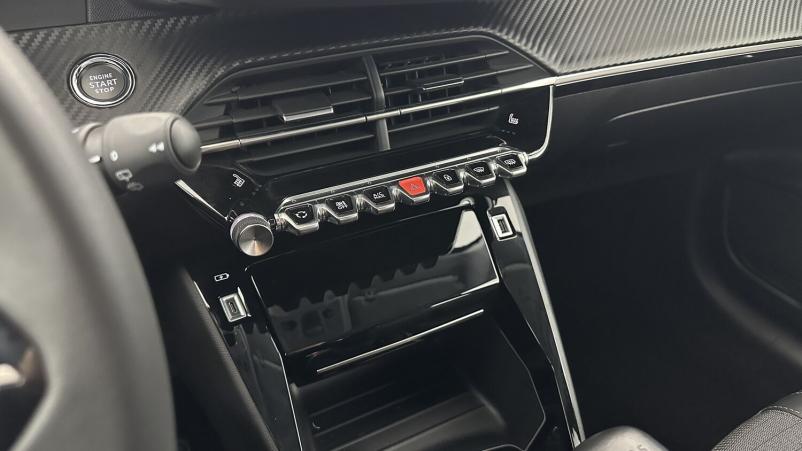 Vente en ligne Peugeot 208 208 II 1.2 PureTech 100ch Allure Pack au prix de 16 500 €