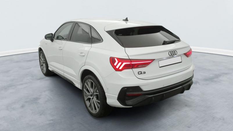Vente en ligne Audi Q3 Sportback 35 TDI 150 ch S tronic 7 S line plus au prix de 49 930 €