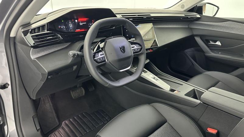 Vente en ligne Peugeot 308 SW 308 sw III 1.2 Hybrid 136ch Allure e-DCS6 au prix de 30 000 €