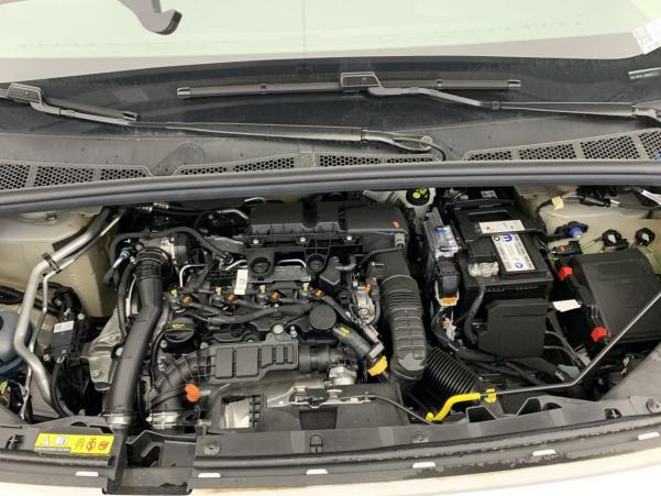 Vente en ligne Peugeot Partner Fourgon XL 950 KG BLUEHDI 130 S S EAT8 au prix de 26 290 €