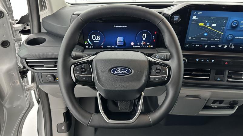 Vente en ligne Ford Transit Custom Transit custom II 320 L2H1 2.0 Ecoblue 170ch Limited BVA8 au prix de 45 180 €