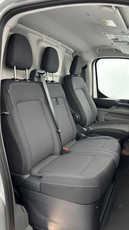 Vente en ligne Ford Transit Custom Transit custom II 320 L2H1 2.0 Ecoblue 170ch Limited BVA8 au prix de 45 180 €
