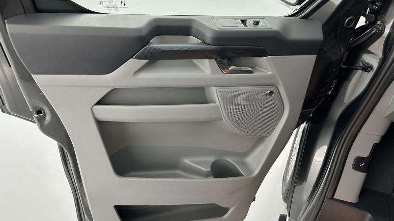 Vente en ligne Ford Transit Custom Transit custom II 320 L2H1 2.0 Ecoblue 170ch Limited BVA8 au prix de 45 180 €