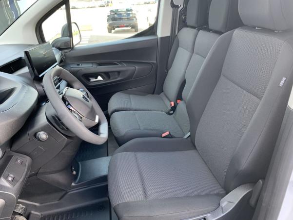 Vente en ligne Peugeot Partner Fourgon M 1000 KG BLUEHDI 130 S S EAT8 au prix de 26 460 €