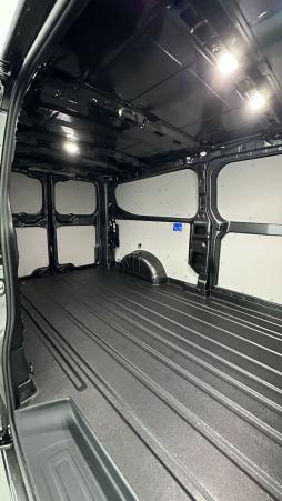Vente en ligne Ford Transit Custom Transit custom II 320 L2H1 2.0 Ecoblue 170ch Limited BVA8 au prix de 45 180 €