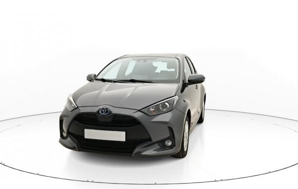 Toyota Yaris 5P 1.5 Hybrid 116ch Automatique/ Dynamic occasion de 2022 en vente à Rennes