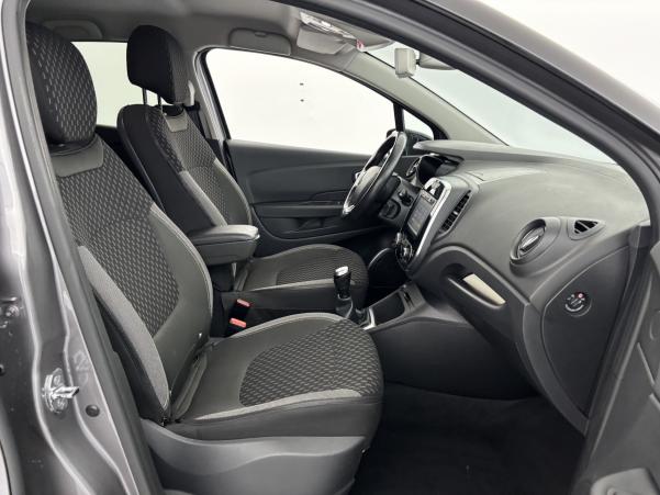 Vente en ligne Renault Captur 0.9 TCe 90ch Intens au prix de 12 490 €