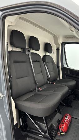 Vente en ligne Peugeot Boxer Fourgon Boxer II L4H2 3.5 MAXI 2.2 180ch au prix de 34 980 €