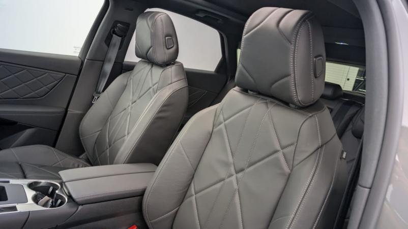 Vente en ligne Ds DS7 Crossback BlueHDi 130 EAT8 Rivoli au prix de 33 240 €