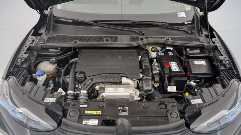 Vente en ligne Ds Ds3 PureTech 130 EAT8 Performance Line au prix de 23 970 €