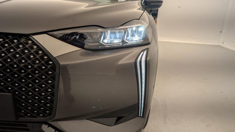 Vente en ligne Ds Ds3 PureTech 130 EAT8 Opera au prix de 27 470 €