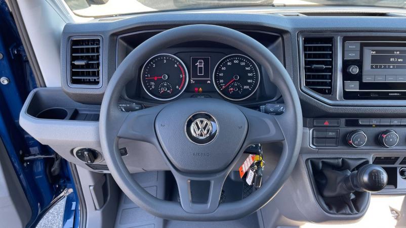 Vente en ligne Volkswagen Crafter Crafter CC L4 35 2.0 TDI 140ch Business Benne et Coffre JPM au prix de 39 540 €