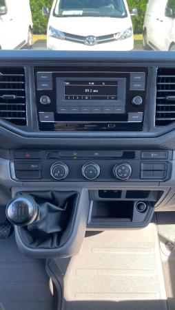 Vente en ligne Volkswagen Crafter Crafter CC L4 35 2.0 TDI 140ch Business Benne et Coffre JPM au prix de 39 540 €
