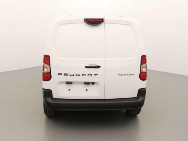Vente en ligne Peugeot Partner Fourgon M 1000 KG BLUEHDI 130 S S EAT8 au prix de 25 850 €