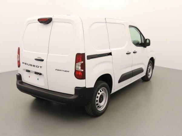 Vente en ligne Peugeot Partner Fourgon M 1000 KG BLUEHDI 130 S S EAT8 au prix de 25 850 €
