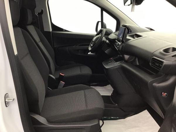 Vente en ligne Peugeot Partner Fourgon M 1000 KG BLUEHDI 130 S S EAT8 au prix de 25 850 €