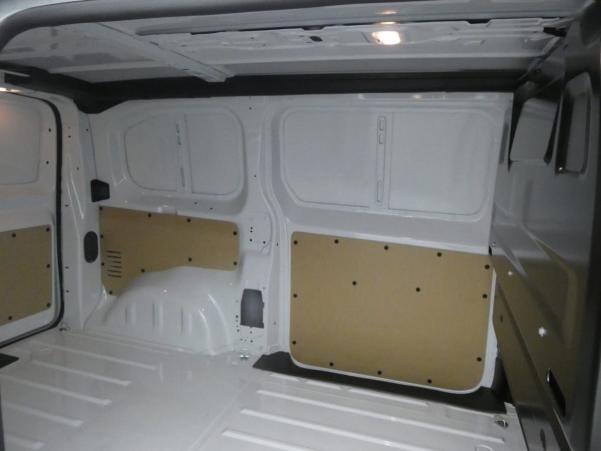 Vente en ligne Peugeot Expert M BLUEHDI 120 S S BVM6 au prix de 27 580 €