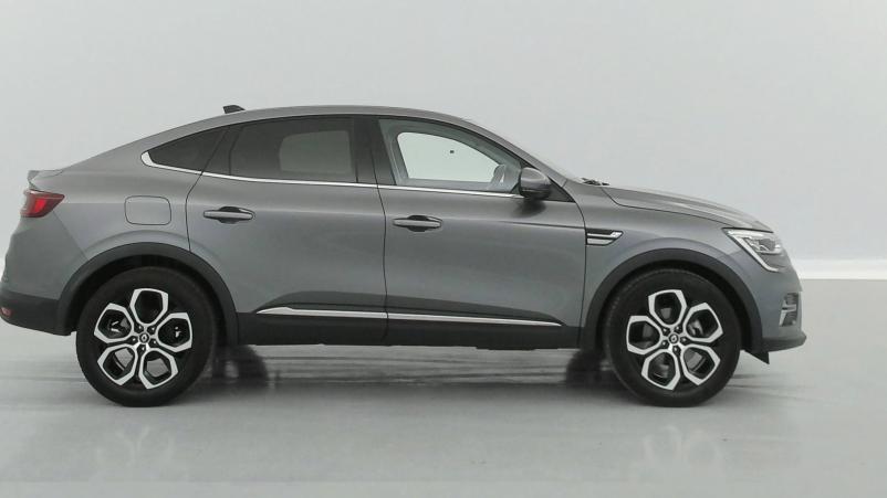 Vente en ligne Renault Arkana 1.6 E-Tech 145ch Intens au prix de 19 490 €