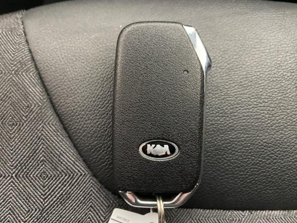 Vente en ligne Kia Niro 1.6 GDi 105ch ISG + Plug-In 60.5ch Design DCT6 au prix de 17 790 €