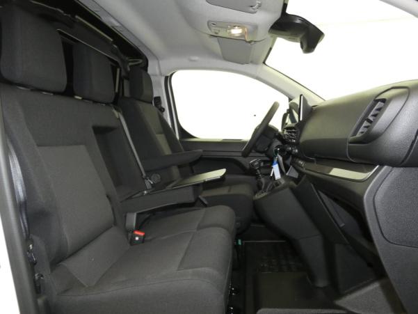 Vente en ligne Peugeot Expert M BLUEHDI 120 S S BVM6 au prix de 27 580 €