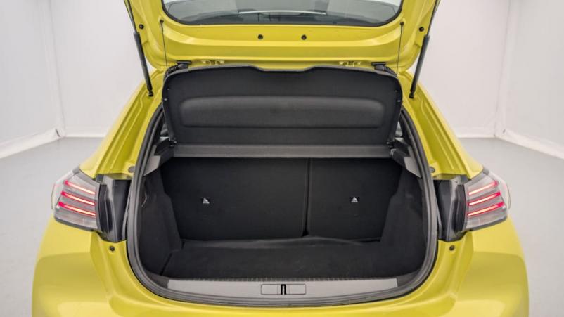 Vente en ligne Peugeot 208 PureTech 100 S S BVM6 Active au prix de 16 250 €