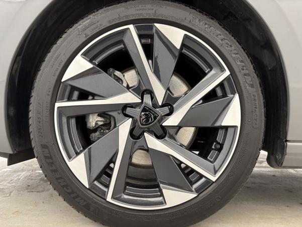 Vente en ligne Peugeot 308 SW 1.5 BlueHDi 130ch Allure EAT8 au prix de 24 990 €