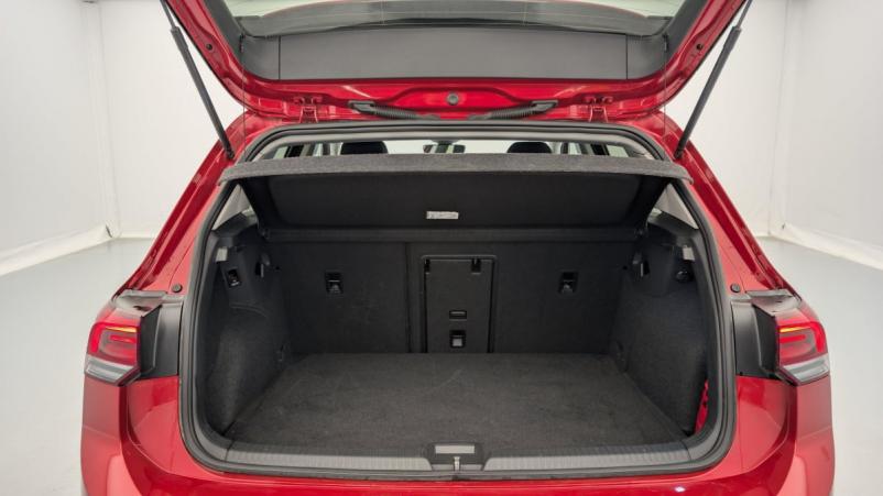 Vente en ligne Volkswagen Golf 1.0 TSI OPF 110 BVM6 ACTIVE au prix de 21 290 €
