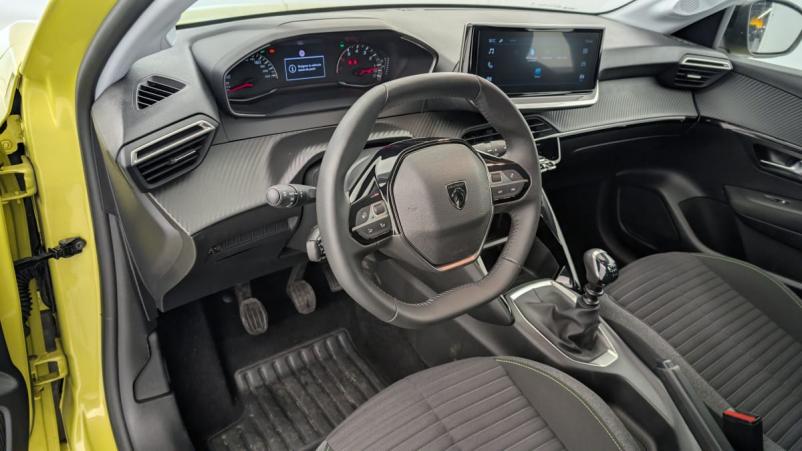Vente en ligne Peugeot 208 PureTech 100 S S BVM6 Active au prix de 16 250 €
