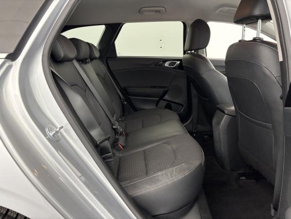 Vente en ligne Kia Ceed SW 1.6 CRDI 115ch Active au prix de 17 980 €