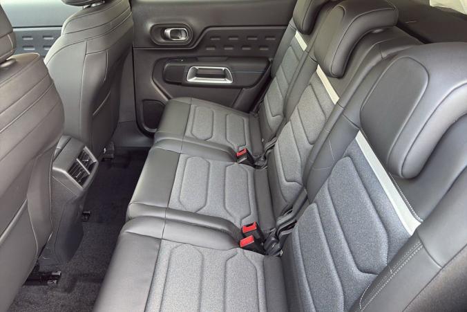 Vente en ligne Citroën C5 Aircross Hybride 136 e-DCS6 Plus au prix de 26 760 €