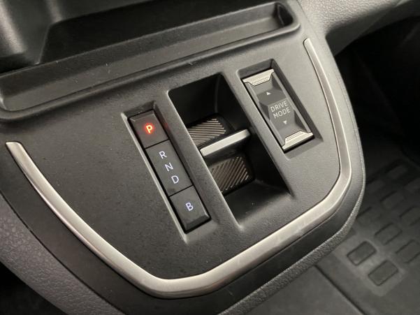 Vente en ligne Opel Vivaro L2 Standard Vivaro-e 200 Pack Clim + 2 Portes latérales au prix de 18 990 €