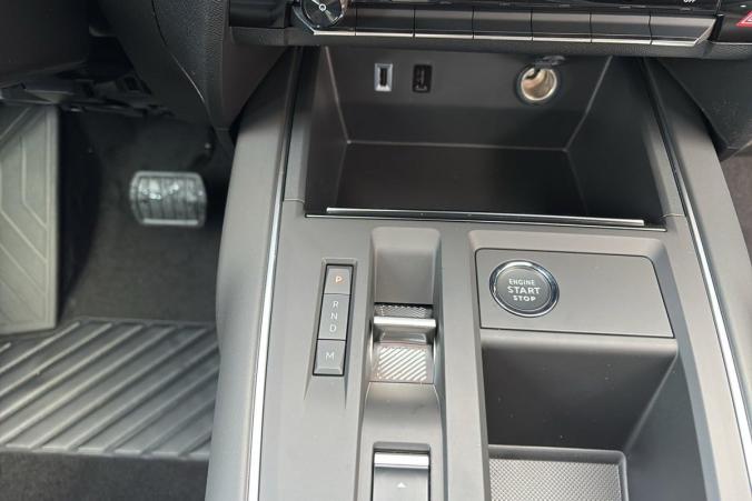 Vente en ligne Citroën C5 Aircross Hybride 136 e-DCS6 Plus au prix de 26 760 €