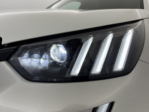 Vente en ligne Peugeot 2008 1.5 BlueHDi 130ch GT Line EAT8 au prix de 16 990 €