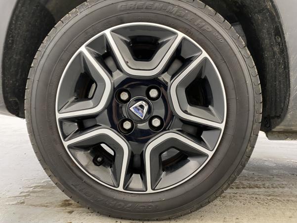 Vente en ligne Dacia Spring 45ch Confort Plus - Achat Intégral au prix de 8 990 €