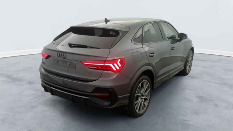 Vente en ligne Audi Q3 Sportback 35 TDI 150 ch S tronic 7 S line plus au prix de 49 930 €