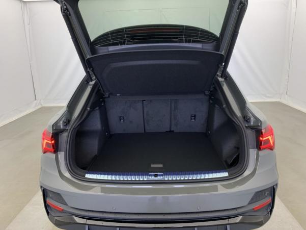 Vente en ligne Audi Q3 Sportback 35 TDI 150 ch S tronic 7 S line plus au prix de 49 930 €