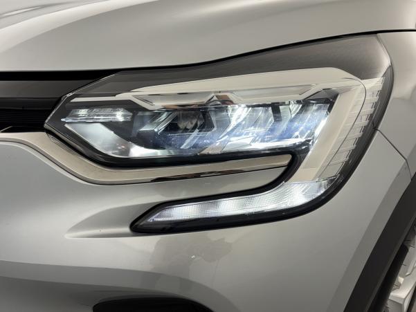 Vente en ligne Renault Captur 1.6 E-Tech hybride 145ch Business au prix de 17 990 €