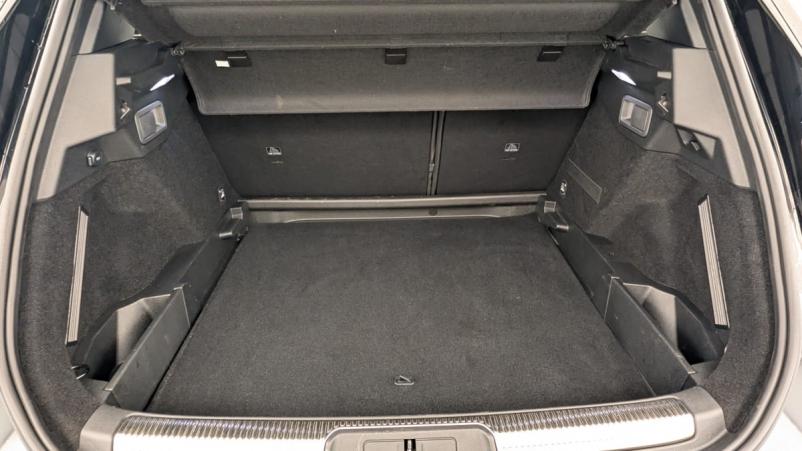 Vente en ligne Ds DS7 Crossback BlueHDi 130 EAT8 Opera au prix de 33 650 €