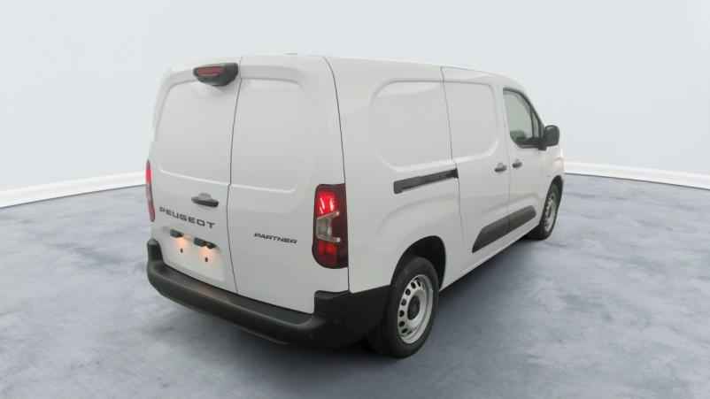 Vente en ligne Peugeot Partner Fourgon XL 950 KG BLUEHDI 130 S S EAT8 au prix de 26 960 €