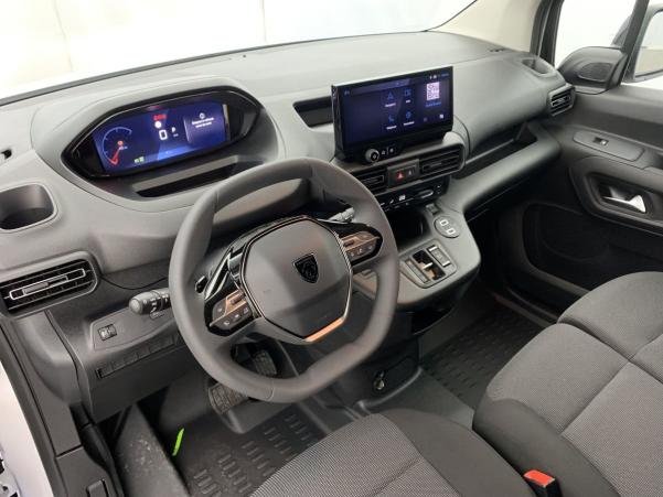 Vente en ligne Peugeot Partner Fourgon XL 950 KG BLUEHDI 130 S S EAT8 au prix de 26 960 €