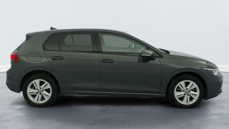 Vente en ligne Volkswagen Golf 1.0 ETSI OPF 110 DSG7 LIFE au prix de 23 350 €