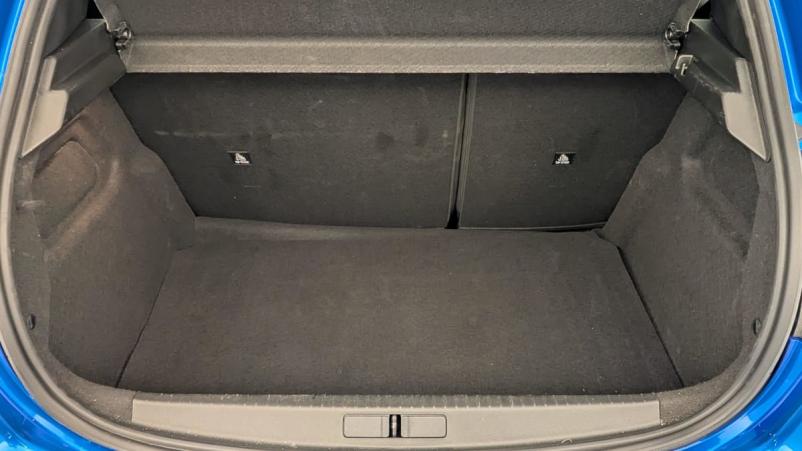 Vente en ligne Peugeot 208 PureTech 100 S S BVM6 GT au prix de 18 200 €