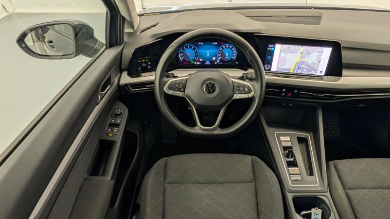 Vente en ligne Volkswagen Golf 1.0 ETSI OPF 110 DSG7 LIFE au prix de 23 350 €