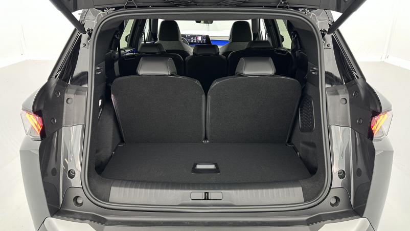 Vente en ligne Peugeot 5008 5008 III 1.2 Hybrid 145ch GT e-DCS6 au prix de 39 410 €