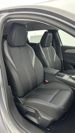 Vente en ligne Peugeot 308 SW 308 sw 1.2 Hybrid 136 Allure e-DCS6 au prix de 30 000 €