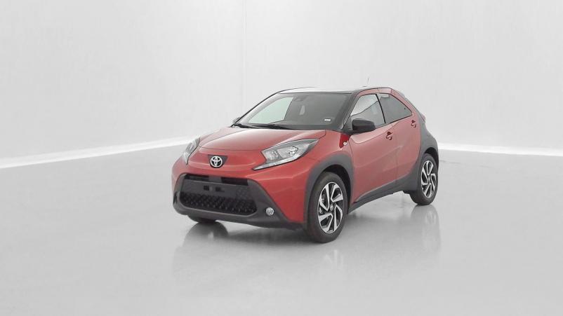 Vente en ligne Toyota Aygo Aygo x Aygo X 1.0 VVT-i 72 Design au prix de 17 700 €