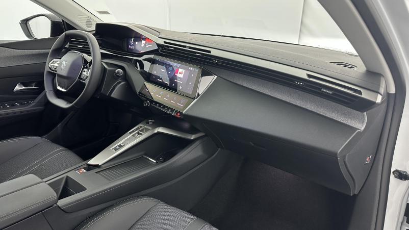 Vente en ligne Peugeot 308 308 III 1.5 BlueHDi 130ch Allure EAT8 au prix de 28 010 €