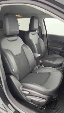 Vente en ligne Jeep Compass Compass II 1.3 GSE T4 150ch Limited BVR6 au prix de 23 210 €