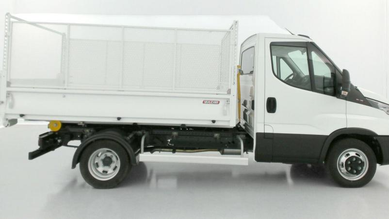 Vente en ligne Iveco Daily Daily III 35C16H 3450 3.0 160ch Ampliroll au prix de 68 630 €